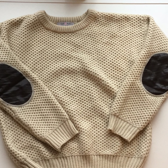 Gab & Kate crew neck sweater w/ brown elbow patch - Picture 1 of 5